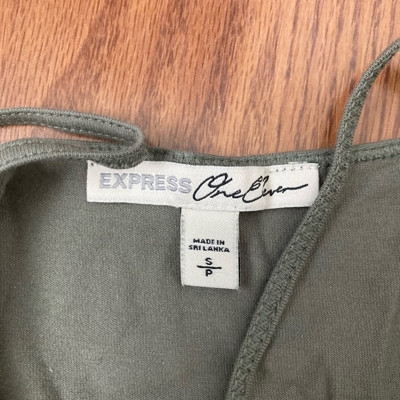 Express Woman's Tank Top- Like New! - Picture 2 of 2